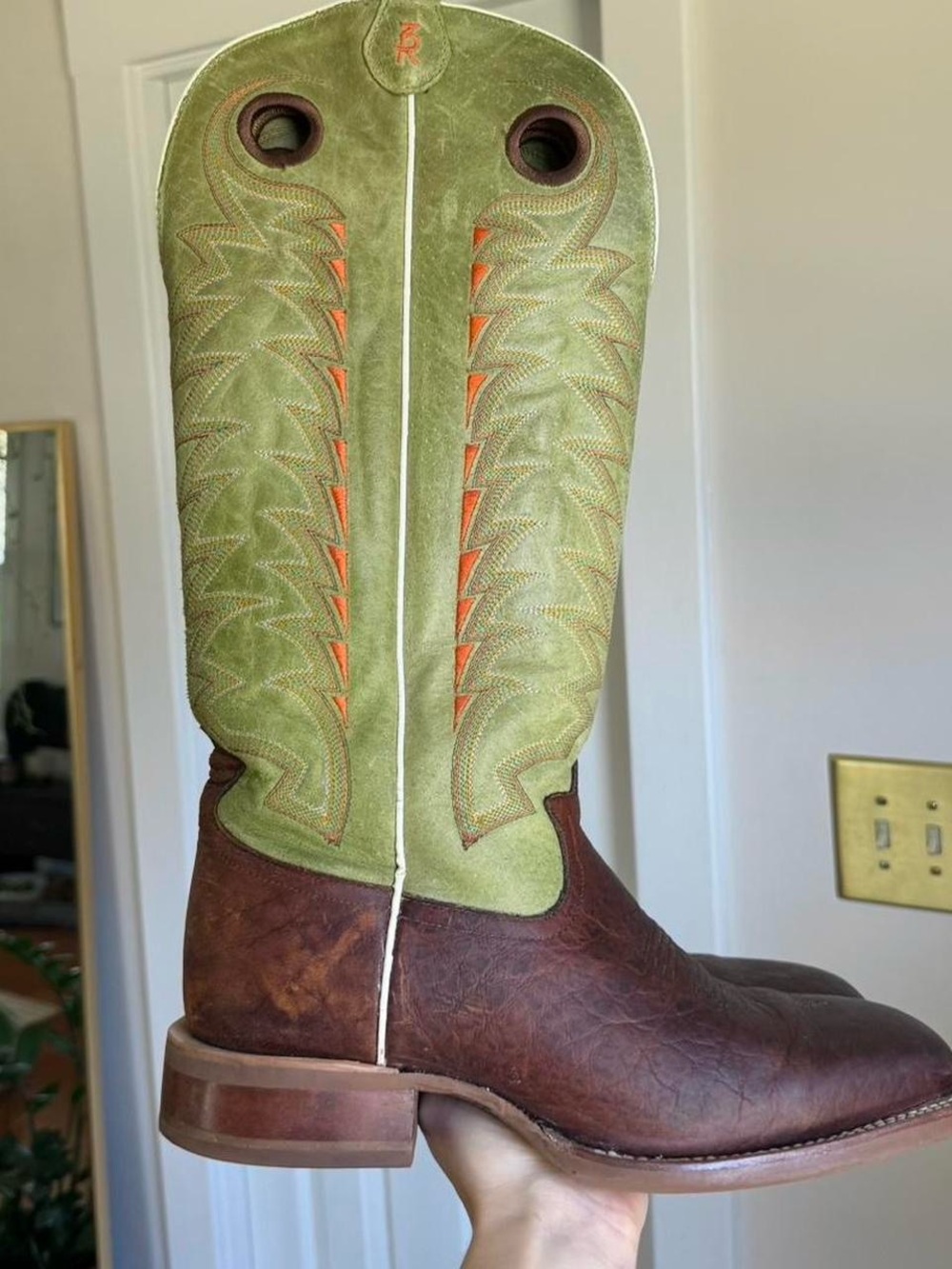 Tony Lama 3R Bucakroo 16” Boot